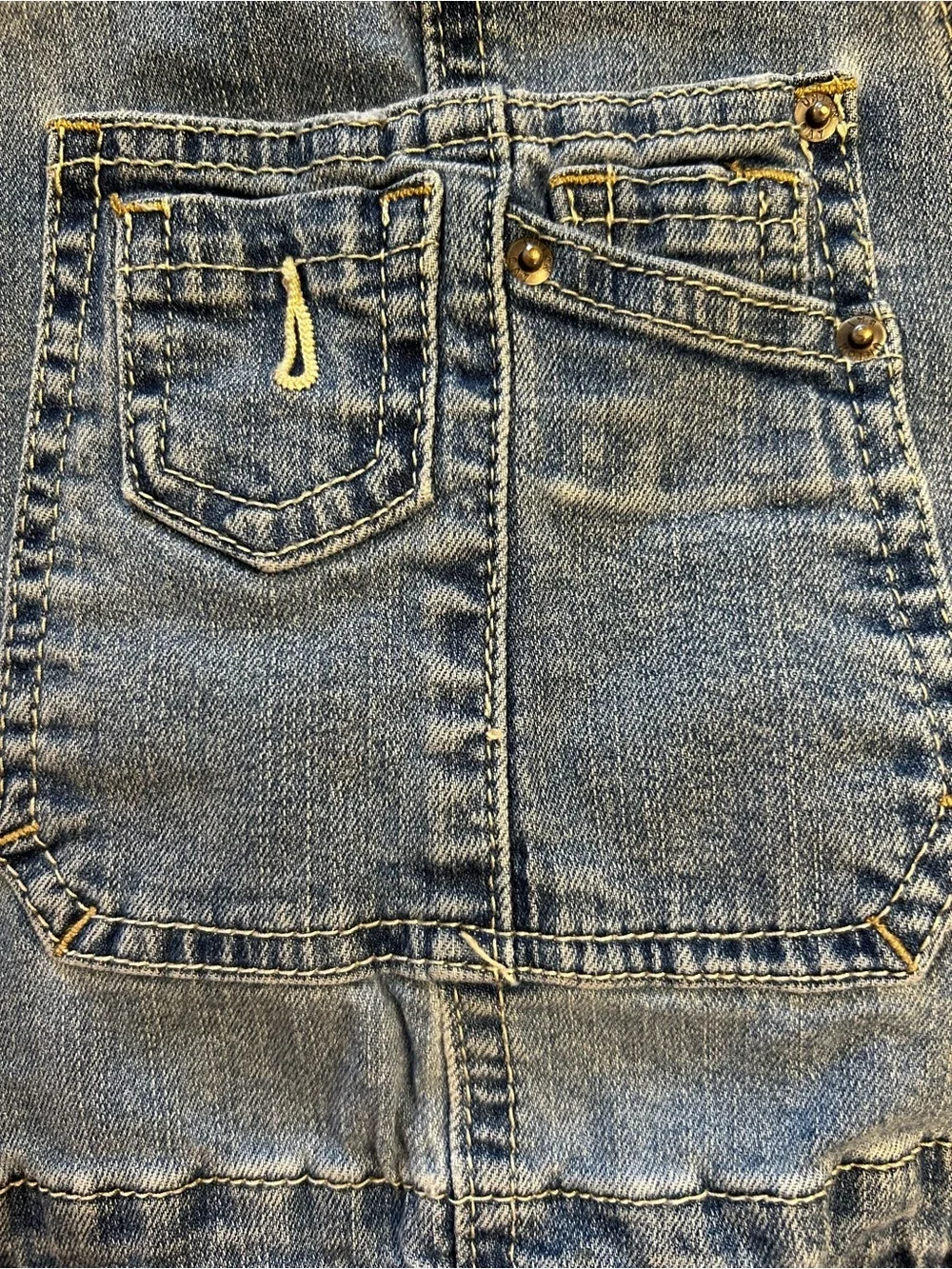UNIONBAY Blue Denim Girl’s Short Overalls / Shortall